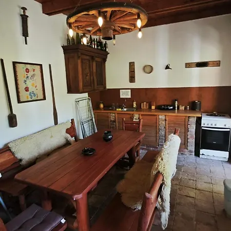 Berki Porta Casa vacanze Dinnyeberki