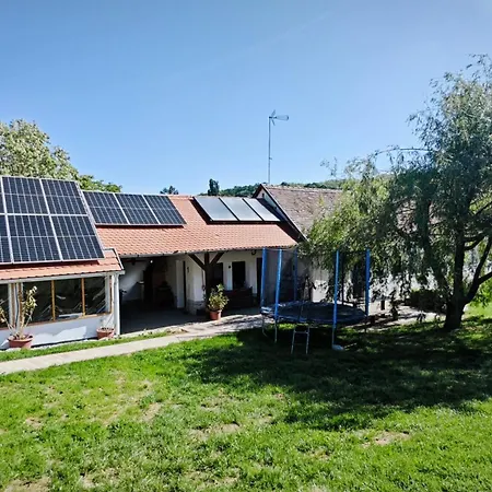 Berki Porta Dinnyeberki